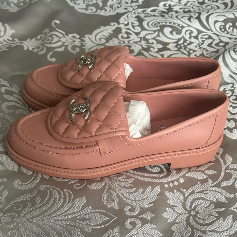 CHANEL pink lambskin